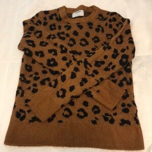 Old Navy sweater